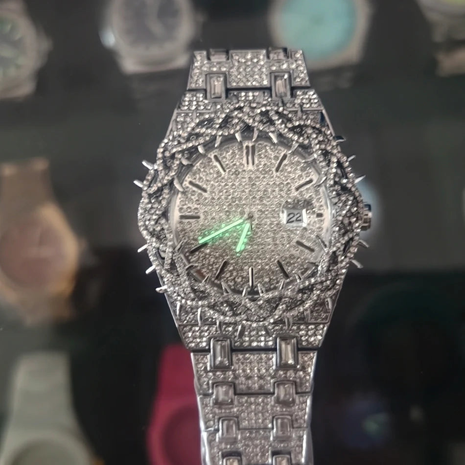 Iced Out Watch Luxury Thorn Crown Quartz Men's Watch
